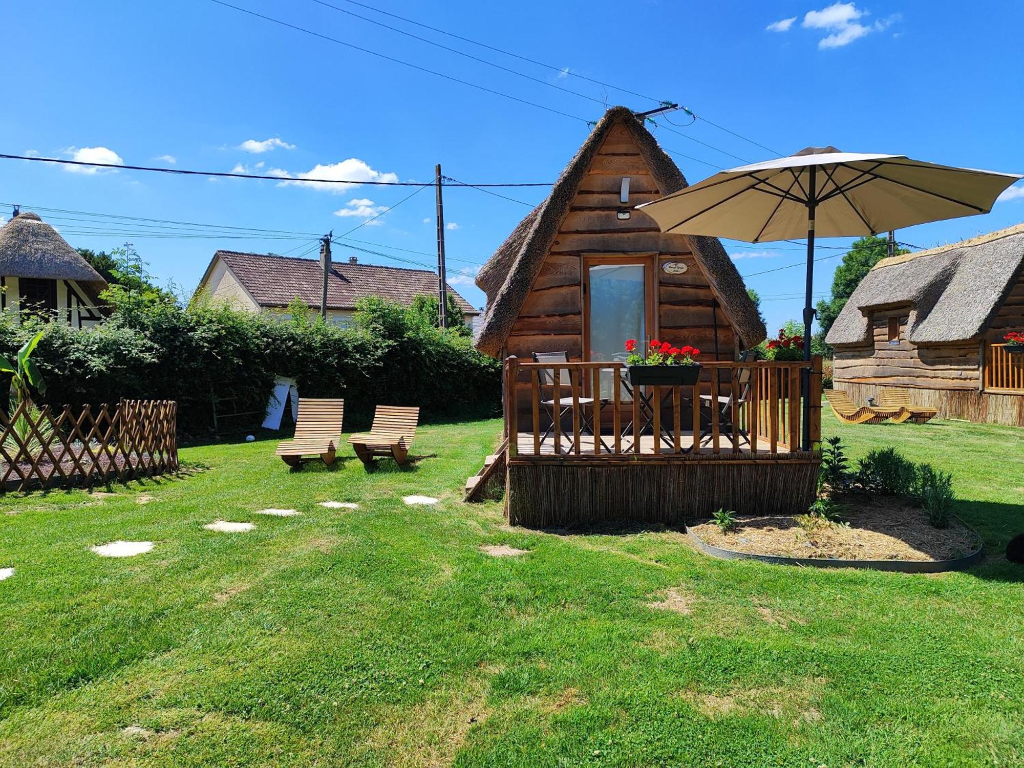 Les Mini-Chaumieres Villa Saint-Martin-Saint-Firmin Room photo
